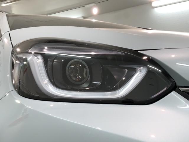 フィット ｅ：ＨＥＶリュクス　Ｈ　ＳＥＮＳＩＮＧ　新車保証　試乗車　ワンオ－ナ－　純正ナビ　ＴＶ　Ｒカメラ　マルチビュ－　ＢＴオ－ディオ　ＥＴＣ　ＬＥＤライト　ＶＳＡ　シ－トヒ－タ－　クルコン　アルミ　スマ－トキ－　盗難防止装置（8枚目）
