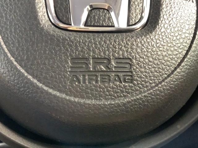 フィット ｅ：ＨＥＶリュクス　Ｈ　ＳＥＮＳＩＮＧ　新車保証　試乗車　ワンオ－ナ－　純正ナビ　ＴＶ　Ｒカメラ　マルチビュ－　ＢＴオ－ディオ　ＥＴＣ　ＬＥＤライト　ＶＳＡ　シ－トヒ－タ－　クルコン　アルミ　スマ－トキ－　盗難防止装置（22枚目）