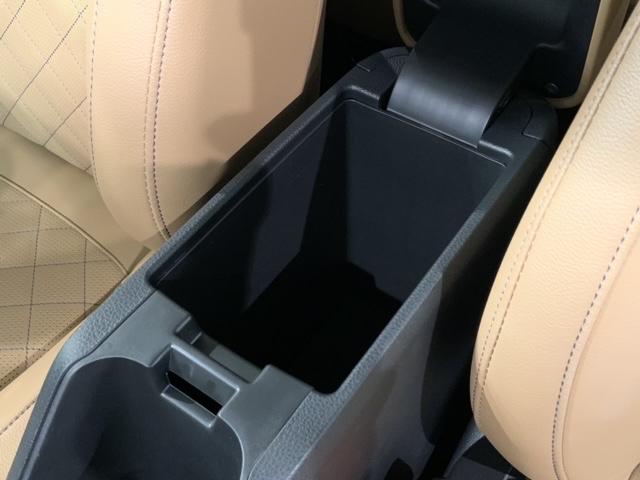 フィット ｅ：ＨＥＶリュクス　Ｈ　ＳＥＮＳＩＮＧ　新車保証　試乗車　ワンオ－ナ－　純正ナビ　ＴＶ　Ｒカメラ　マルチビュ－　ＢＴオ－ディオ　ＥＴＣ　ＬＥＤライト　ＶＳＡ　シ－トヒ－タ－　クルコン　アルミ　スマ－トキ－　盗難防止装置（26枚目）