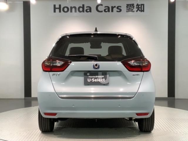 フィット ｅ：ＨＥＶリュクス　Ｈ　ＳＥＮＳＩＮＧ　新車保証　試乗車　ワンオ－ナ－　純正ナビ　ＴＶ　Ｒカメラ　マルチビュ－　ＢＴオ－ディオ　ＥＴＣ　ＬＥＤライト　ＶＳＡ　シ－トヒ－タ－　クルコン　アルミ　スマ－トキ－　盗難防止装置（49枚目）