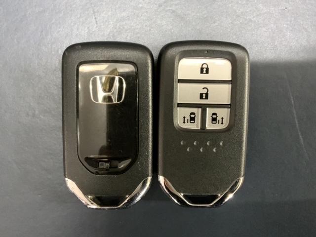 ステップワゴンスパーダ スパーダ　ホンダセンシング　１年保証　ナビＶＸＭ－１７５ＶＦＮｉ　ＴＶ　Ｒカメラ　ＣＤ録音　ＤＶＤ　Ｒモニター　ドラレコ　ＥＴＣ　ＬＥＤライト　ＶＳＡ　両側電動ドア　クルコン　アルミ　フォグ　ドアバイザー　スマキー　盗難防止装置（17枚目）