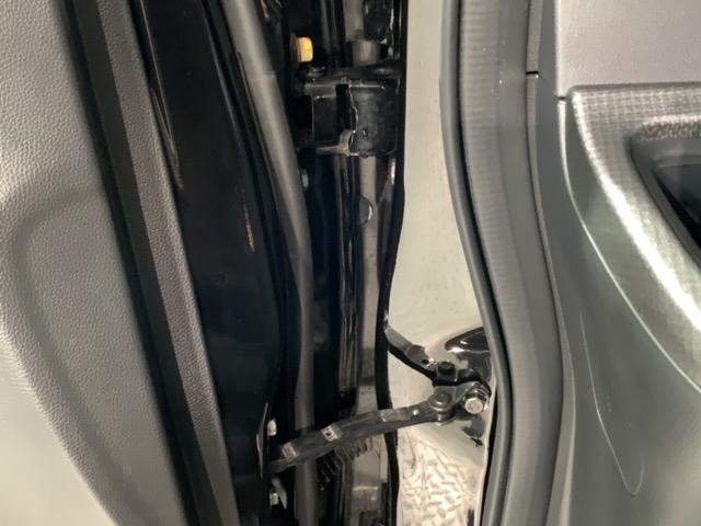 ステップワゴンスパーダ スパーダ　ホンダセンシング　１年保証　ナビＶＸＭ－１７５ＶＦＮｉ　ＴＶ　Ｒカメラ　ＣＤ録音　ＤＶＤ　Ｒモニター　ドラレコ　ＥＴＣ　ＬＥＤライト　ＶＳＡ　両側電動ドア　クルコン　アルミ　フォグ　ドアバイザー　スマキー　盗難防止装置（42枚目）