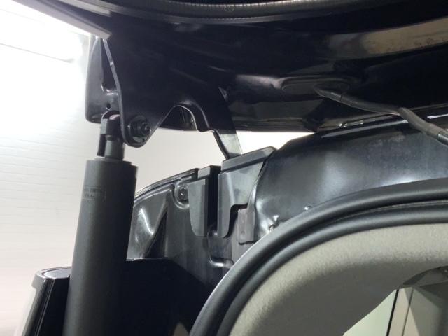 ステップワゴンスパーダ スパーダ　ホンダセンシング　１年保証　ナビＶＸＭ－１７５ＶＦＮｉ　ＴＶ　Ｒカメラ　ＣＤ録音　ＤＶＤ　Ｒモニター　ドラレコ　ＥＴＣ　ＬＥＤライト　ＶＳＡ　両側電動ドア　クルコン　アルミ　フォグ　ドアバイザー　スマキー　盗難防止装置（43枚目）