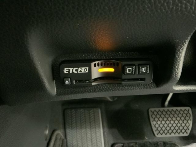 ヴェゼル ｅ：ＨＥＶ　Ｚ　Ｈ　ＳＥＮＳＩＮＧ　最長５年保証　ワンオーナー　純正ナビ　ＴＶ　Ｒカメラ　ＢＴオ－ディオ　ＥＴＣ　ＬＥＤライト　ＶＳＡ　シートヒーター　クルコン　Ｐテールゲート　アルミ　フォグ　スマキー　盗難防止装置（12枚目）