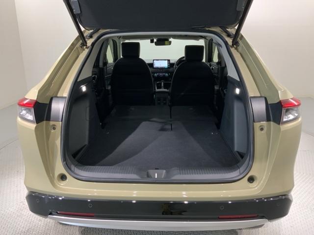 ヴェゼル ｅ：ＨＥＶ　Ｚ　Ｈ　ＳＥＮＳＩＮＧ　最長５年保証　ワンオーナー　純正ナビ　ＴＶ　Ｒカメラ　ＢＴオ－ディオ　ＥＴＣ　ＬＥＤライト　ＶＳＡ　シートヒーター　クルコン　Ｐテールゲート　アルミ　フォグ　スマキー　盗難防止装置（19枚目）