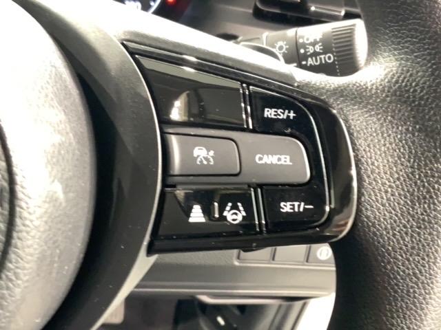 ヴェゼル ｅ：ＨＥＶ　Ｘ　Ｈ　ＳＥＮＳＩＮＧ　最長５年保証　ワンオ－ナ－　純正ナビ　ＴＶ　Ｒカメラ　ＢＴオ－ディオ　ＥＴＣ　ＬＥＤライト　ＶＳＡ　クルコン　スマ－トキ－　盗難防止装置　整備記録簿　スペアキ－　Ｗエアバッグ（11枚目）