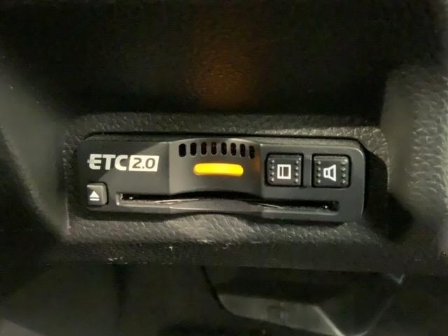 ヴェゼル ｅ：ＨＥＶ　Ｘ　Ｈ　ＳＥＮＳＩＮＧ　最長５年保証　ワンオ－ナ－　純正ナビ　ＴＶ　Ｒカメラ　ＢＴオ－ディオ　ＥＴＣ　ＬＥＤライト　ＶＳＡ　クルコン　スマ－トキ－　盗難防止装置　整備記録簿　スペアキ－　Ｗエアバッグ（13枚目）