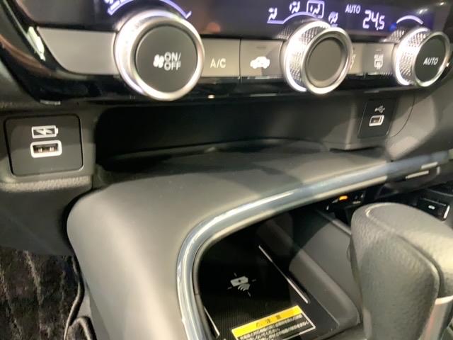 ヴェゼル ｅ：ＨＥＶ　Ｘ　Ｈ　ＳＥＮＳＩＮＧ　最長５年保証　ワンオ－ナ－　純正ナビ　ＴＶ　Ｒカメラ　ＢＴオ－ディオ　ＥＴＣ　ＬＥＤライト　ＶＳＡ　クルコン　スマ－トキ－　盗難防止装置　整備記録簿　スペアキ－　Ｗエアバッグ（29枚目）