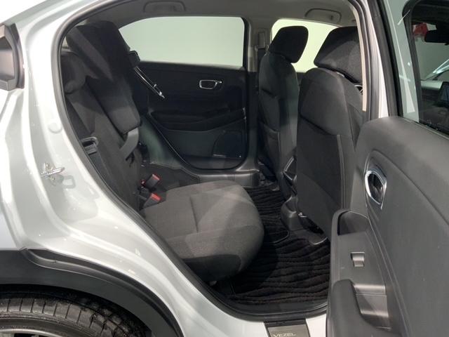 ヴェゼル ｅ：ＨＥＶ　Ｘ　Ｈ　ＳＥＮＳＩＮＧ　最長５年保証　ワンオ－ナ－　純正ナビ　ＴＶ　Ｒカメラ　ＢＴオ－ディオ　ＥＴＣ　ＬＥＤライト　ＶＳＡ　クルコン　スマ－トキ－　盗難防止装置　整備記録簿　スペアキ－　Ｗエアバッグ（35枚目）