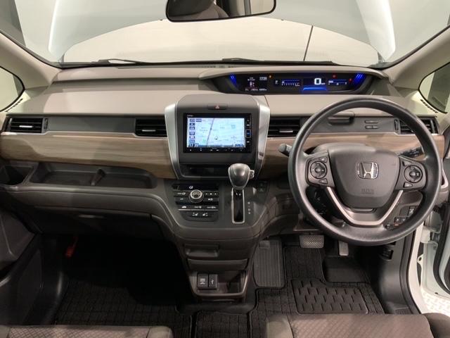 フリード Ｇ・ホンダセンシング　最長５年保証　ナビＶＸＭ－２１４ＶＦｉ　ＴＶ　Ｒカメラ　ＣＤ録音　ＢＴオ－ディオ　ＤＶＤ　ＥＴＣ　ＬＥＤライト　両側電動ドア　ＶＳＡ　シ－トヒ－タ－　クルコン　スマ－トキ－　盗難防止装置　整備記録簿（9枚目）