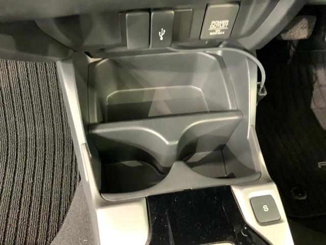 フィットハイブリッド Fパッケージ 1年保証 ワンオ-ナ- ナビVXM-155VSi TV Rカメラ BTオ-ディオ DVD ドラレコ LEDライト VSA アルミ スマ-トキ- 盗難防止装置 整備記録簿 AAC スペアキ-(25枚目)