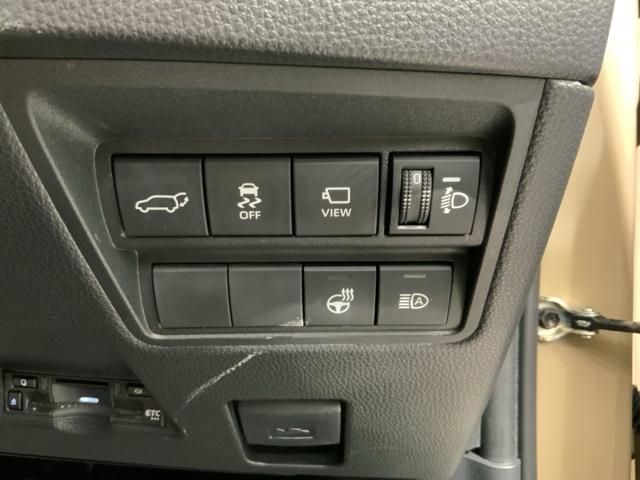 ヤリスクロス ハイブリッドＺ　アドベンチャー　２ト－ン　最長５年保証　ＴＶ　Ｒカメラ　マルチビュ－　ＢＴオ－ディオ　衝突軽減Ｂ　ドラレコ　ＥＴＣ　ＬＥＤライト　横滑り防止　シ－トヒ－タ－　電動シ－ト　クルコン　アルミ　スマ－トキ－　盗難防止装置（14枚目）