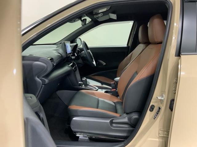 ヤリスクロス ハイブリッドＺ　アドベンチャー　２ト－ン　最長５年保証　ＴＶ　Ｒカメラ　マルチビュ－　ＢＴオ－ディオ　衝突軽減Ｂ　ドラレコ　ＥＴＣ　ＬＥＤライト　横滑り防止　シ－トヒ－タ－　電動シ－ト　クルコン　アルミ　スマ－トキ－　盗難防止装置（28枚目）