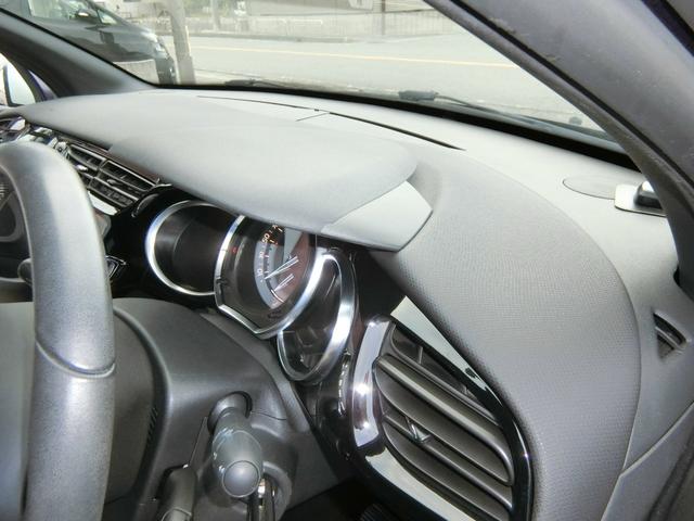 ＤＳ３ シック　ＤＳ　ＬＥＤビジョンパッケージ　ＨＩＤヘッドライト　オートライト　フォグランプ　純正１６インチアルミ　アクティブシテイブレーキシステム　バックカメラ　ドラレコ前後　ＥＴＣ　１オーナー車　禁煙車　保証書　記録簿　スペアキー（54枚目）