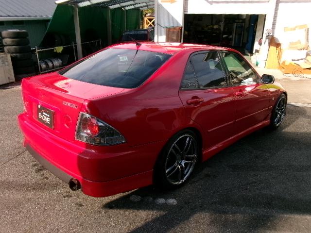 アルテッツァ RS200 Zエディション 最終型 赤 ユーロバンパー クオリタートサイド オプションリアアンダーフルエアロ テインフルタップ車高調 ヨコハマT5 18インチ フジツボマフラー 運転席レカロシート WBクイックリリース(8枚目)