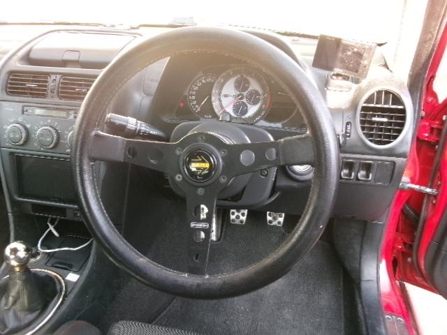 アルテッツァ RS200 Zエディション 最終型 赤 ユーロバンパー クオリタートサイド オプションリアアンダーフルエアロ テインフルタップ車高調 ヨコハマT5 18インチ フジツボマフラー 運転席レカロシート WBクイックリリース(11枚目)