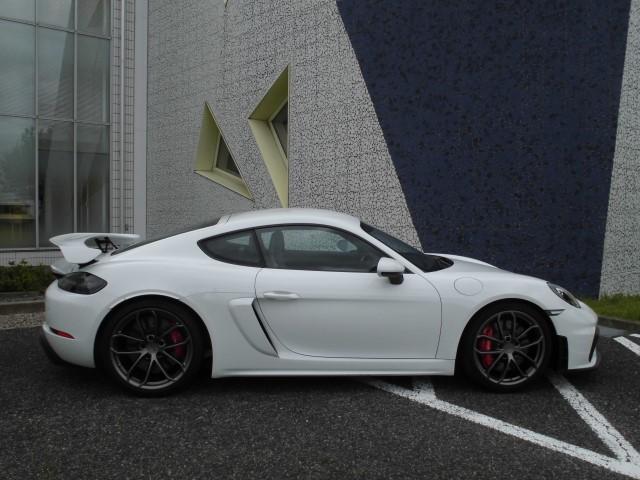 ７１８ケイマン ７１８ケイマンＧＴ４　スポーツクロノ　６ＭＴ　ワンオーナー車（5枚目）