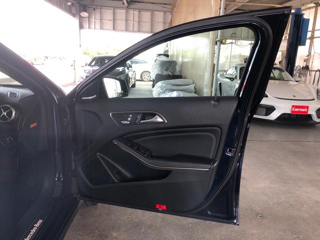 ＧＬＡクラス ＧＬＡ２２０　４マチック　プレミアムＰＫＧ・レダーセフティＰＫＧ・パノラミックスライディングルーフ　純正ナビ　バックカメラ　ディストロニックプラス　黒革シート　シートヒーター純正１８インチアルミホイール　キーレスゴー（15枚目）