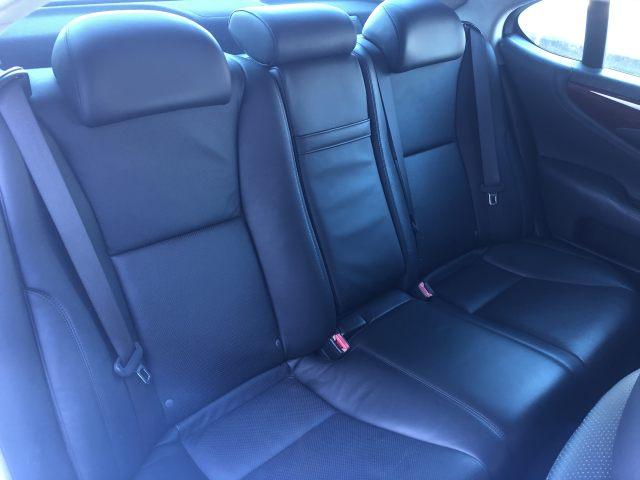 LS LS460 バージョンS Iパッケージ サンルーフ・革シート・ナビ・バックカメラ・地デジ(31枚目)