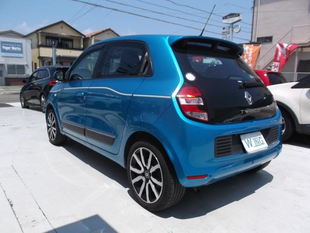トゥインゴ インテンス　ターボ車　ポータブルナビＴＶ　バックカメラ　ＥＴＣ　Ｂｌｕｅｔｏｏｔｈ　タイヤ４本新品　純正アロイ１６インチアルミ　リア障害物センサー　禁煙車　アイドリングストップ　キーレスキー２個　オートライト（9枚目）