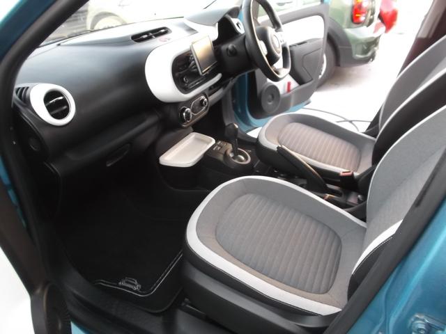 トゥインゴ インテンス　ターボ車　ポータブルナビＴＶ　バックカメラ　ＥＴＣ　Ｂｌｕｅｔｏｏｔｈ　タイヤ４本新品　純正アロイ１６インチアルミ　リア障害物センサー　禁煙車　アイドリングストップ　キーレスキー２個　オートライト（29枚目）