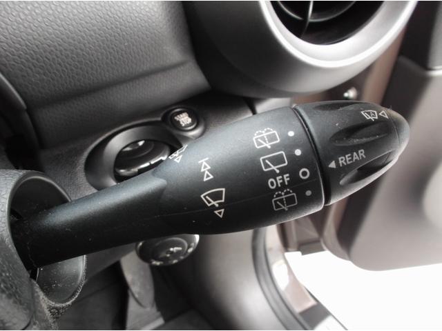 MINI クーパー クロスオーバー 管理ユーザー下取り車 ライトコーヒー色 キーレス2個 プッシュスタート ポータブルナビTV ETC ドラレコ HIDヘッドライト オートライト タイヤ溝8分山 純正16AWユニオンジャックミラー(24枚目)