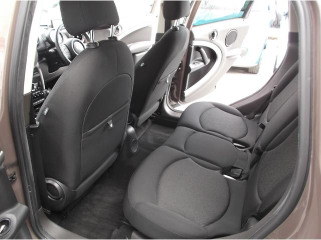 MINI クーパー クロスオーバー 管理ユーザー下取り車 ライトコーヒー色 キーレス2個 プッシュスタート ポータブルナビTV ETC ドラレコ HIDヘッドライト オートライト タイヤ溝8分山 純正16AWユニオンジャックミラー(33枚目)