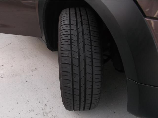 MINI クーパー クロスオーバー 管理ユーザー下取り車 ライトコーヒー色 キーレス2個 プッシュスタート ポータブルナビTV ETC ドラレコ HIDヘッドライト オートライト タイヤ溝8分山 純正16AWユニオンジャックミラー(48枚目)