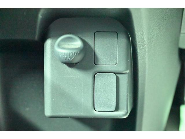 中古車の総合評価や内外装の状態などをひと目で分かるよう、トヨタ車のプロの検査員が実施した「車両検査証明書」をご用意しています。