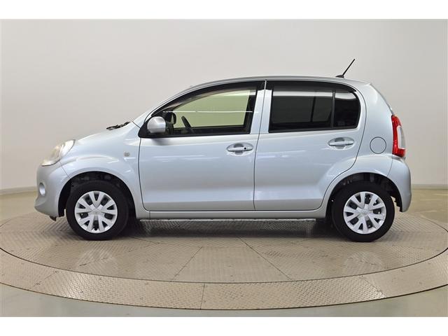 パッソ Ｘ　運転席助手席エアバック　地デジＴＶ　メモリーナビゲーション　横滑り防止機能　Ａストップ　エアコン　キーレス　ＥＴＣ　ドライブレコーダ　ＡＢＳ　パワーウィンドウ　ベンチシート　パワーステアリング　ＤＶＤ（5枚目）