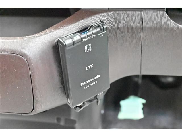 パッソ Ｘ　運転席助手席エアバック　地デジＴＶ　メモリーナビゲーション　横滑り防止機能　Ａストップ　エアコン　キーレス　ＥＴＣ　ドライブレコーダ　ＡＢＳ　パワーウィンドウ　ベンチシート　パワーステアリング　ＤＶＤ（23枚目）