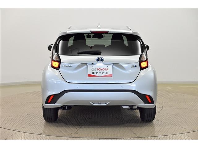 アクア Ｇ　ワンオーナ　ＶＳＣ　衝突軽減ブレーキ　メモリナビ　バックモニター　ＬＥＤ　クルーズコントロール　スマートキー　ＥＴＣ車載器　ドライブレコーダー　ナビ　パワーウィンドウ　イモビライザー　オートエアコン（3枚目）