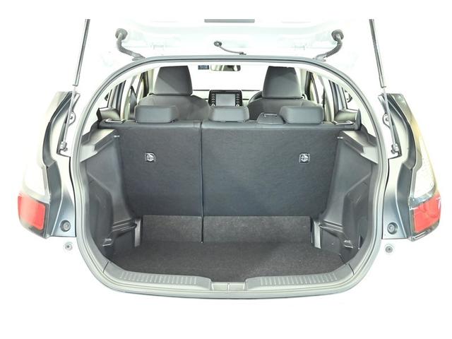 アクア Ｇ　ワンオーナ　ＶＳＣ　衝突軽減ブレーキ　メモリナビ　バックモニター　ＬＥＤ　クルーズコントロール　スマートキー　ＥＴＣ車載器　ドライブレコーダー　ナビ　パワーウィンドウ　イモビライザー　オートエアコン（13枚目）