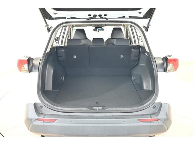 ＲＡＶ４ ハイブリッドＸ　衝突被害軽減装置　点検記録簿　地デジ　リアカメラ　盗難防止　メモリーナビゲーション　オートクルーズ　ＬＥＤライト　スマ－トキ－　横滑り防止機能　ＥＴＣ車載器　アルミホイール　キーフリー　エアコン（13枚目）