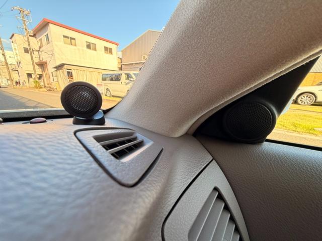 マークII グランデ35thアニバーサリーナビパッケージ ★グランデ★35thアニバーサリー★サンルーフ★社外ナビ★Bluetoothあり★パワーシート★ウッドステアリング★禁煙車★ツイーター★ETC★キーレス★(28枚目)