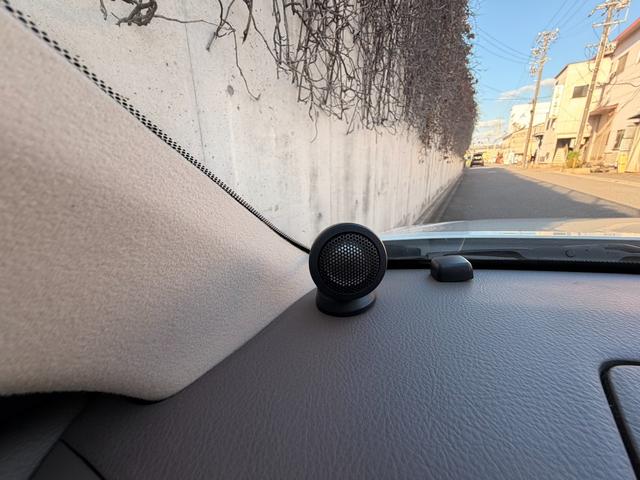 マークII グランデ35thアニバーサリーナビパッケージ ★グランデ★35thアニバーサリー★サンルーフ★社外ナビ★Bluetoothあり★パワーシート★ウッドステアリング★禁煙車★ツイーター★ETC★キーレス★(29枚目)