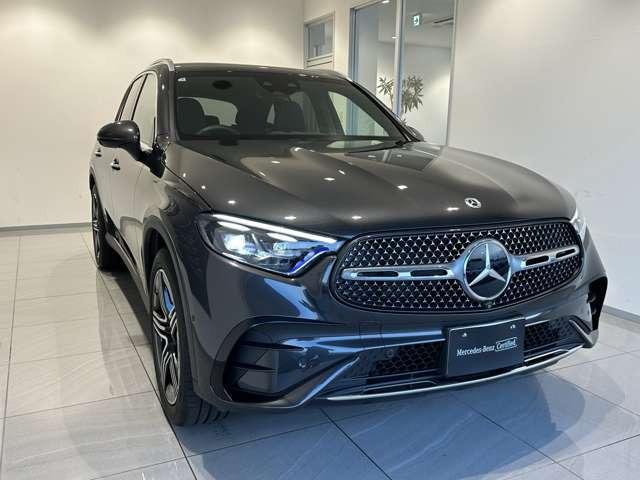 ＧＬＣ ＧＬＣ２２０ｄ　４マチック　ＡＭＧラインパッケージ　（ＩＳＧ搭載モデル）　ディーゼルターボ　４ＷＤ　ＭＰ２０２４０２　ＡＭＧレザーエクスクルーシブ　ドライバーズＰ　アンビエントライトプレミアム　リアアクスル　エアサス　ＡＲナビ（5枚目）