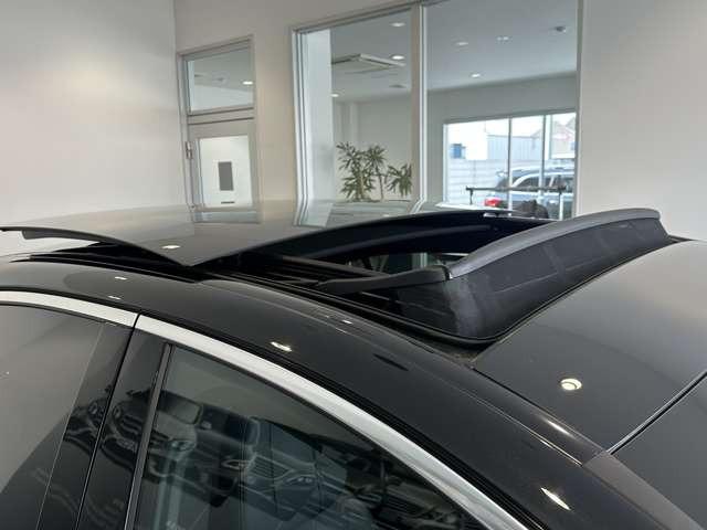 Ｅクラス Ｅ２２０ｄ　アバンギャルド　ＡＭＧラインパッケージ　デモカー　禁煙車　黒レザー　ベンチレーター　リアアクスル　スーパースクリーン（10枚目）