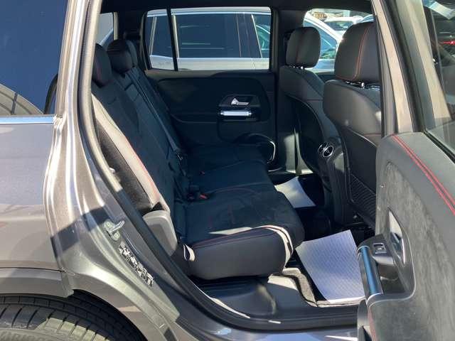 ＧＬＢ ＧＬＢ１８０　ＡＭＧラインパッケージ　（ＢＳＧ搭載モデル）　後期モデル　２０インチホイール　ＭＢＵＸナビ　デモカー　禁煙　シートヒーター　ワイヤレスチャー　３６０°カメラ　ＴＶ　ＥＴＣ（12枚目）