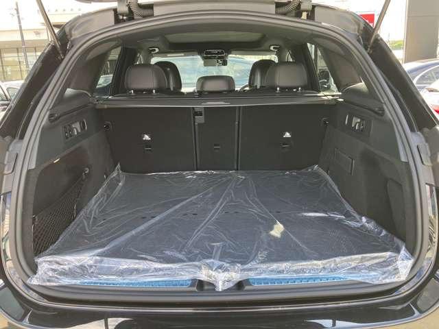 ＧＬＣ ＧＬＣ２２０ｄ　４マチック　ＡＭＧラインパッケージ　４ＷＤ　ＩＳＧ搭載モデル　デモカー　ベンチレーター　エアサス　リアアクスルステア　ブルメスター３Ｄ（11枚目）