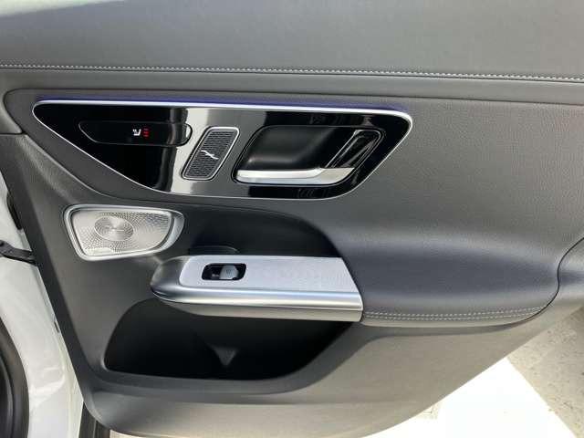 ＧＬＣ ＧＬＣ２２０ｄ　４マチック　ＡＭＧラインパッケージ　４ＷＤ　ＩＳＧ搭載モデル　デモカー　ベンチレーター　エアサス　リアアクスルステアリング　ＣａｒＰｌａｙ（15枚目）