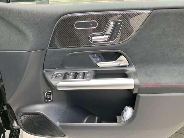 Ｂクラス Ｂ１８０　ＡＭＧラインパッケージ　ＭＰ２０２５０２　ＢＳＧ搭載モデル　ＡＭＧラインＰＫＧ　アドバンスドＰＫＧ　パノラミックスライディングルーフ　デモカー　マルチビーム　ヘッドアップＤＩＳＰＬＡＹ　ＭＢＵＸエンターテイメントＰ　ＴＶ（15枚目）