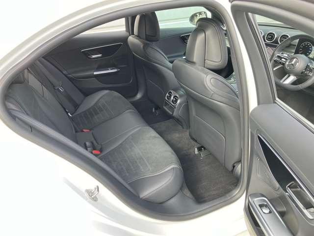 Cクラス C220dアバンギャルド AMGラインパッケージ (ISG搭載モデル) ディーゼルターボ MP202501 セーフティビジョンP MBUXエンターテイメントPプラス デモカー DIGITALライト ヘッドアップDISPLAY スポーツサスペンション(19枚目)