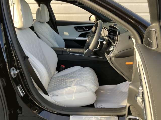 Eクラスステーションワゴン E200ステーションワゴンアバギャルドAMGラインP (ISG搭載モデル) MP202401 レザーエクスクルーシブPKG アドバンスドPKG デジタルインテリアPKG パノラミックスライディングルーフ デモカー ベンチレーター スーパースクリーン(15枚目)