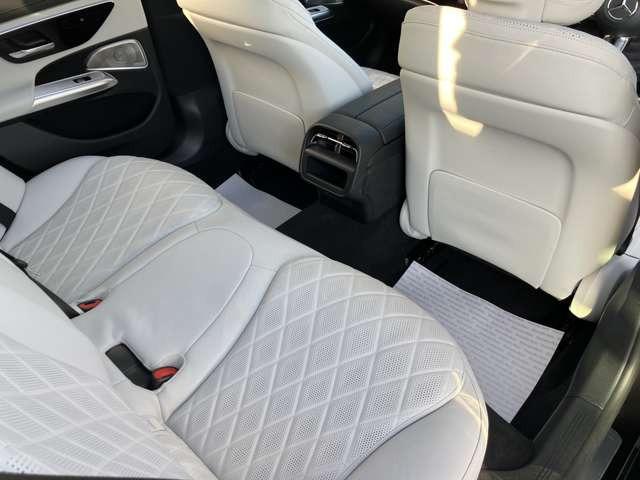 Eクラスステーションワゴン E200ステーションワゴンアバギャルドAMGラインP (ISG搭載モデル) MP202401 レザーエクスクルーシブPKG アドバンスドPKG デジタルインテリアPKG パノラミックスライディングルーフ デモカー ベンチレーター スーパースクリーン(20枚目)