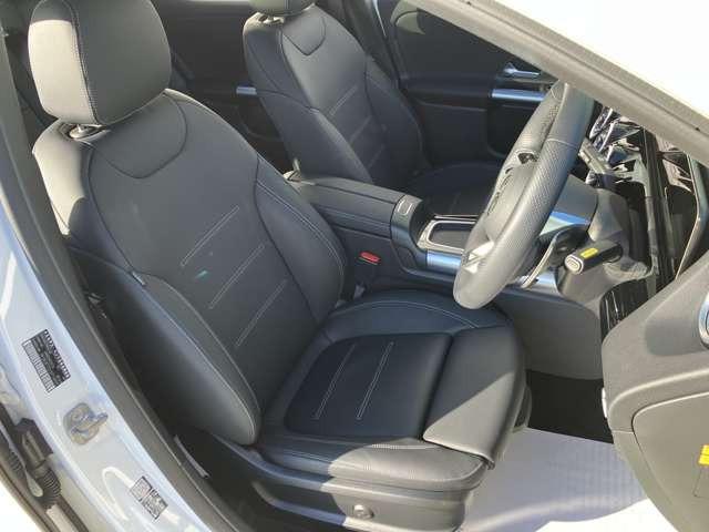 ＧＬＡクラス ＧＬＡ３５　４マチック　４ＷＤ　ＭＰ２０２５０２　アドバンスドＰＫＧ　パノラミックスライディングルーフ　２０インチＡＷ　ＭＢＵＸエンターテイメントＰＫＧ　ブルメスター３Ｄサラウンドスピーカー　ＡＲナビゲーション（17枚目）