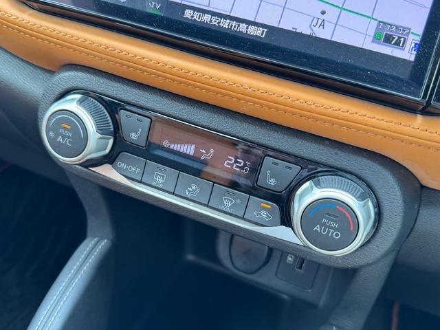 キックス Ｘ　ツートーンインテリアエディション　ＥＴＣ　全周囲カメラ　ナビ　クリアランスソナー　レーンアシスト　衝突被害軽減システム　オートライト　ＬＥＤヘッドランプ　スマートキー　アイドリングストップ　電動格納ミラー　シートヒーター　ＣＶＴ（10枚目）