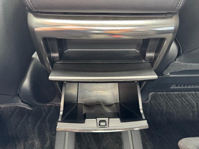 ヴェルファイアハイブリッド ＺＲ　４ＷＤ　全周囲カメラ　両側電動スライドドア　クリアランスソナー　オートクルーズコントロール　衝突被害軽減システム　オートライト　ＬＥＤヘッドランプ　パワーシート　スマートキー（51枚目）