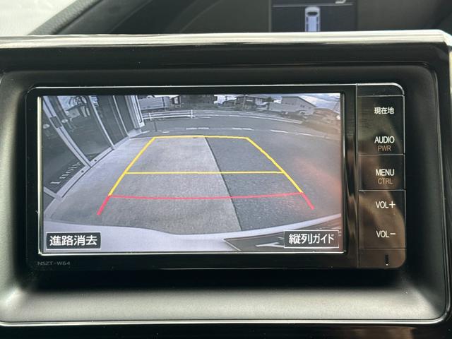 ヴォクシー ＺＳ　煌　ドライブレコーダー　ＥＴＣ　バックカメラ　ＴＶ　両側電動スライドドア　オートライト　ＬＥＤヘッドランプ　スマートキー　アイドリングストップ　電動格納ミラー　後席モニター　３列シート　ＣＶＴ（4枚目）