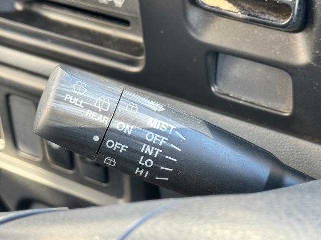 ハイゼットカーゴ スペシャル　軽バン　ＡＴ　両側スライドドア　エアコン　運転席エアバッグ　助手席エアバッグ（6枚目）